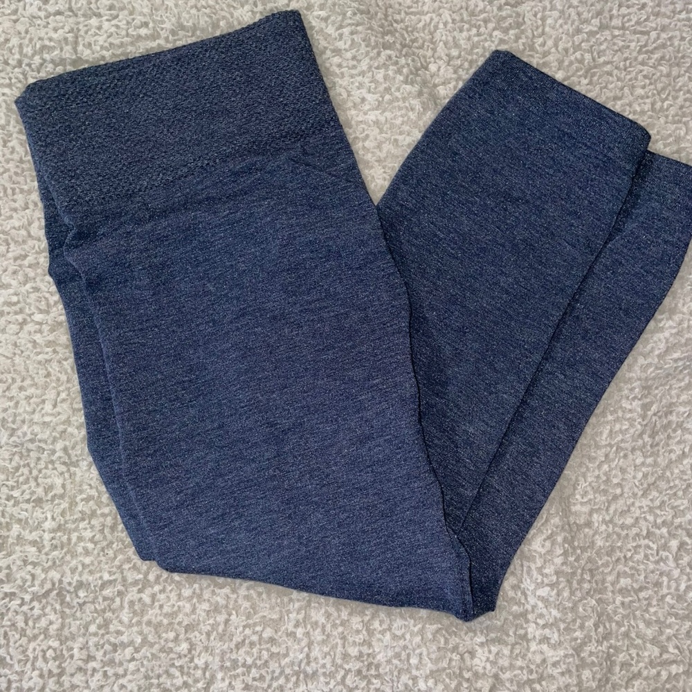 Maternity capris leggings